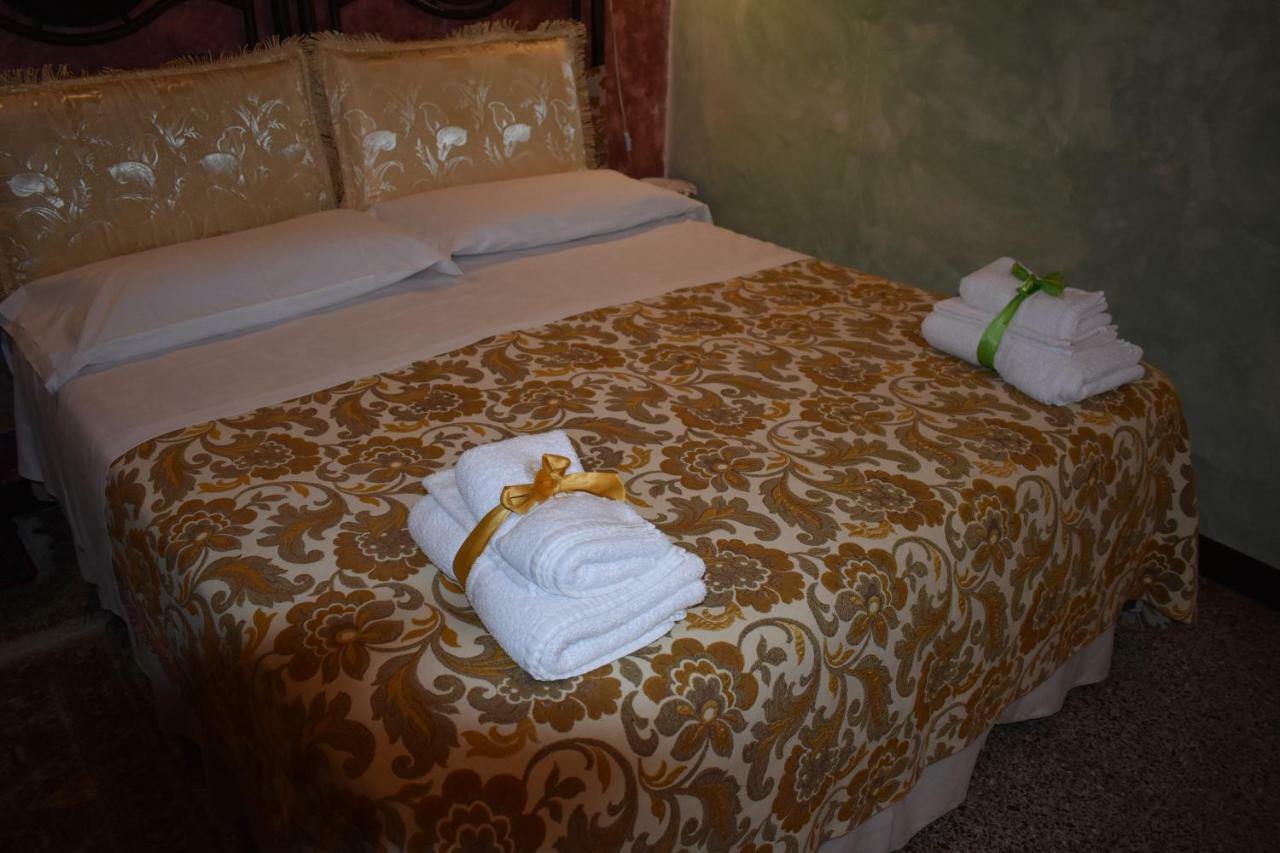 Sicilia In Miniatura "L'Atelier Dell'Etna" Bed & Breakfast Zafferana Etnea Ngoại thất bức ảnh